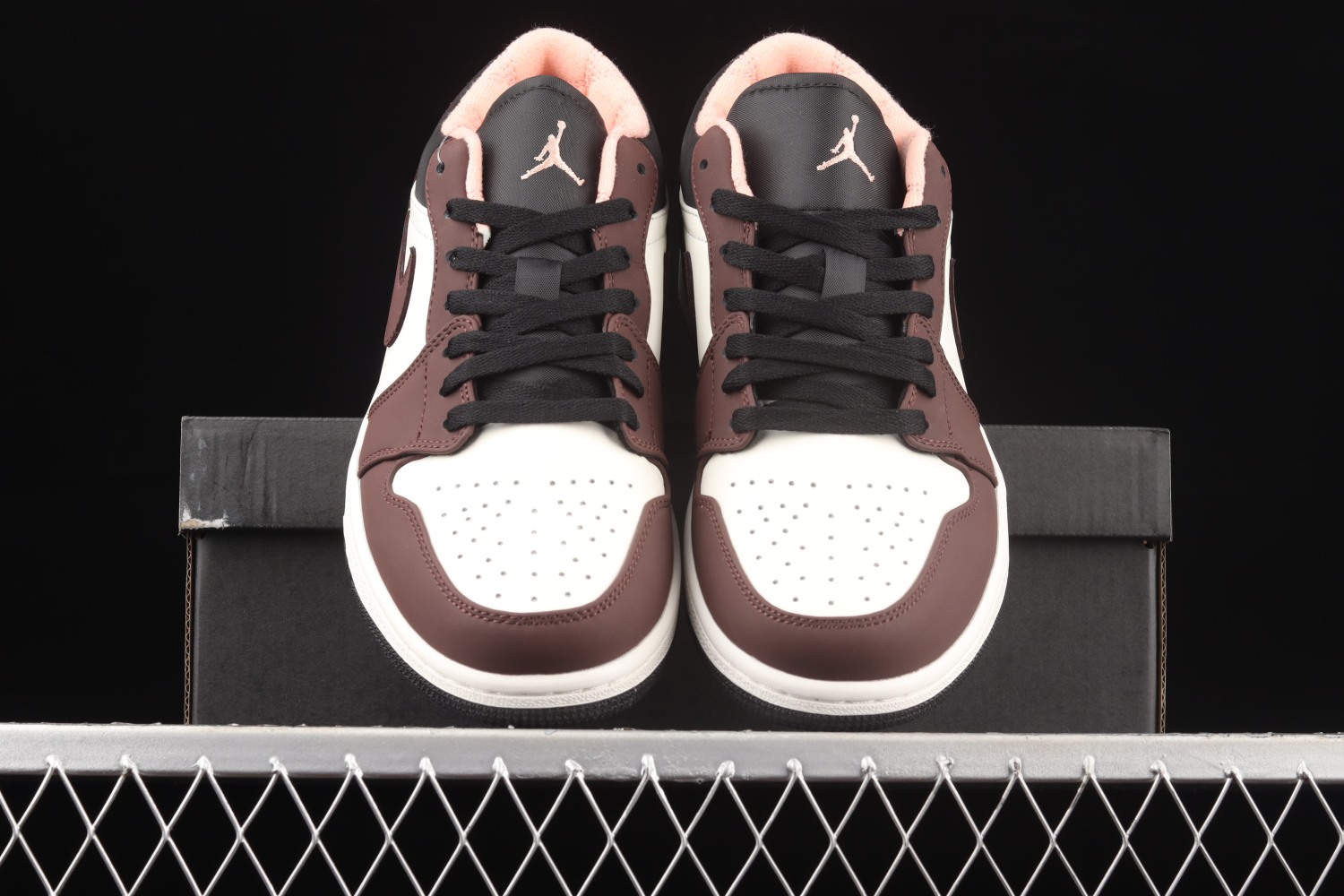 Jordan 1 Low Mocha DC6991-200
