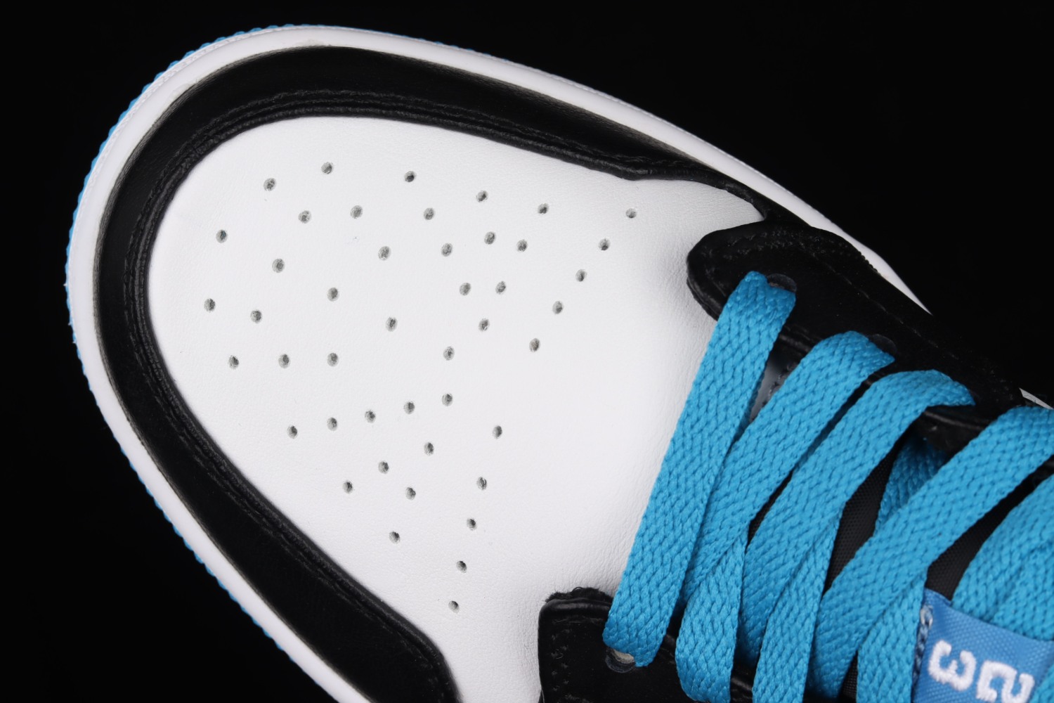 Jordan 1 Low Laser Blue CK3022-004