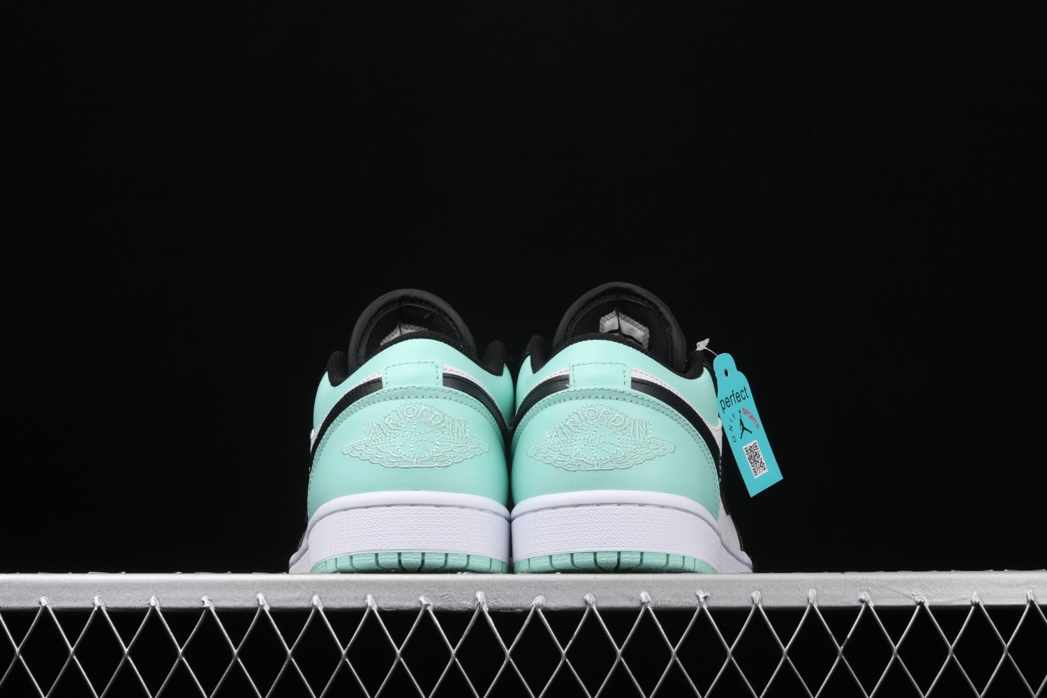Jordan 1 Low Emerald Toe 553558-117