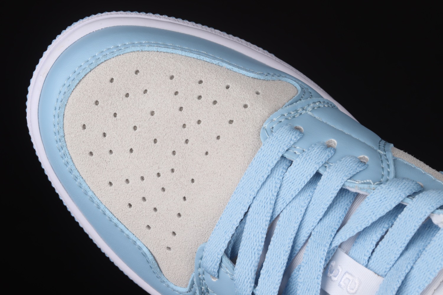 Jordan 1 Low Football Grey Aluminum (W) DC0774-050
