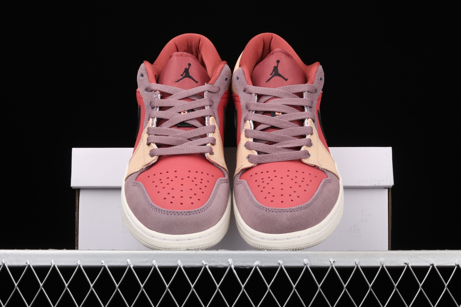 Jordan 1 Low Canyon Rust (W) DC0774-602