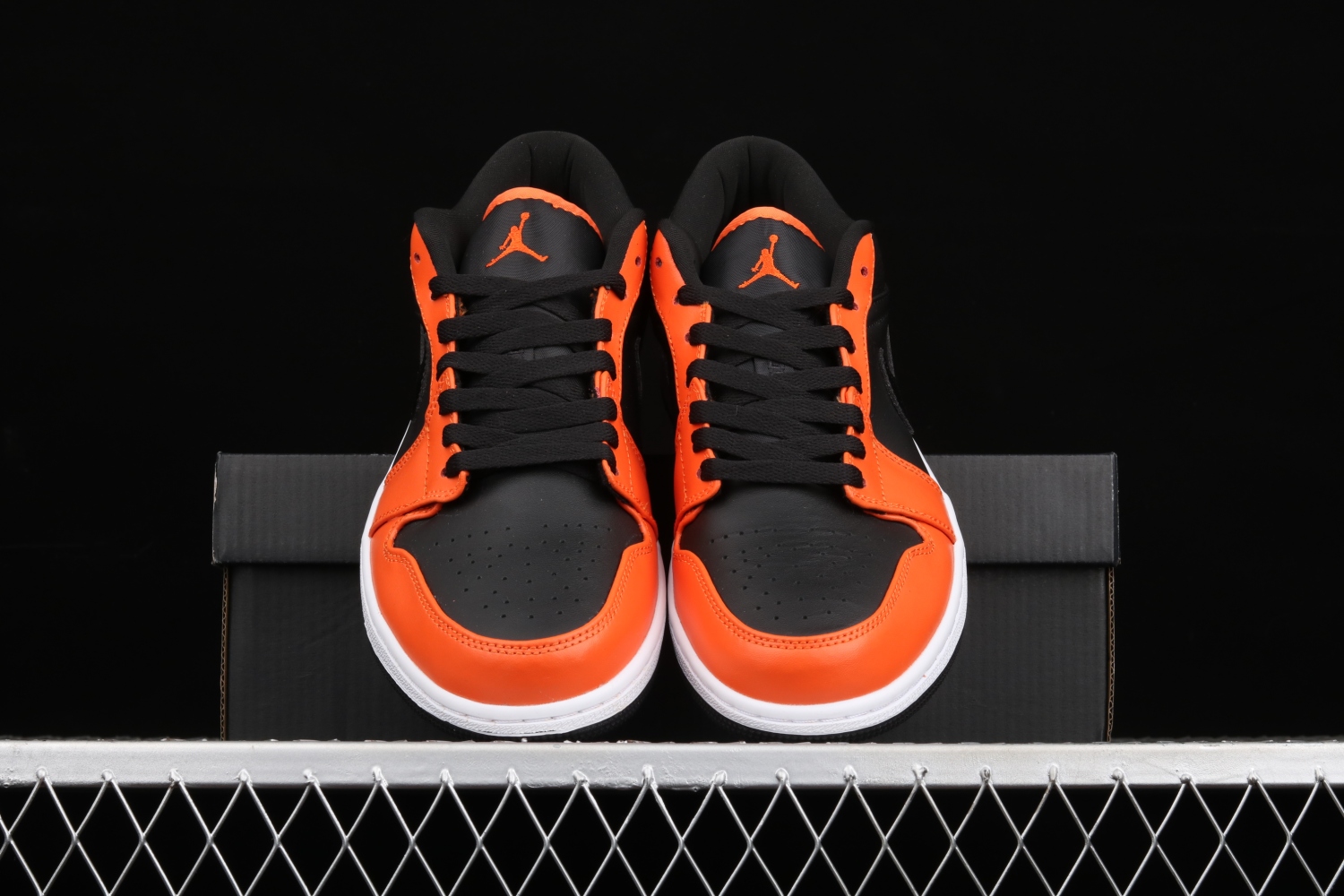 Jordan 1 Low SE Black Turf Orange CK3022-008