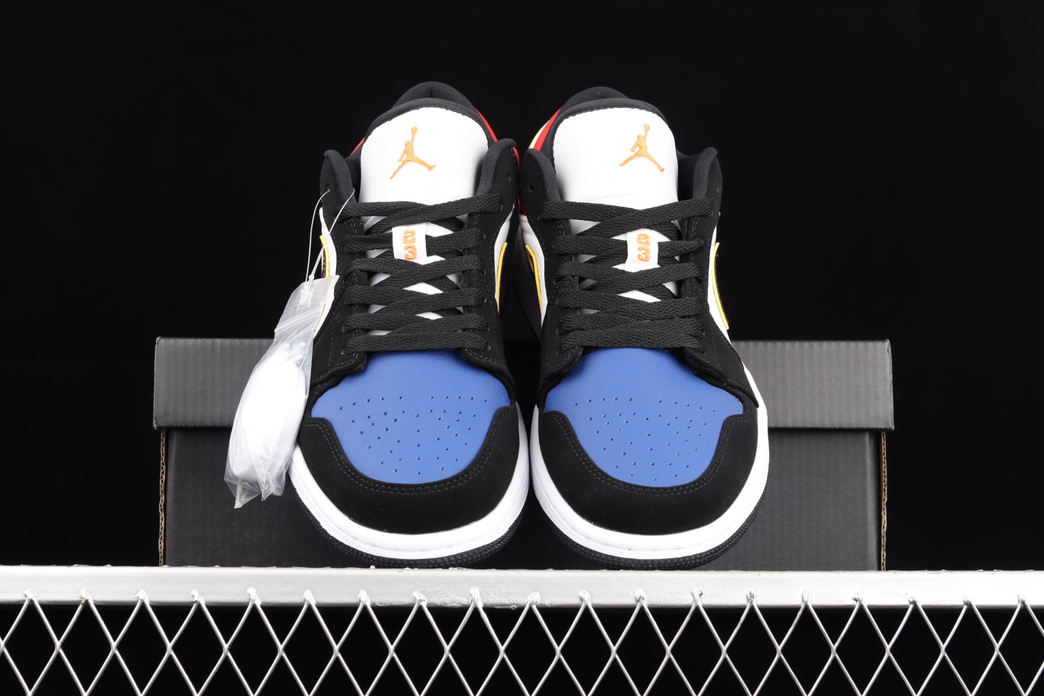 Jordan 1 Low Lakers Top 3 CJ9216-051