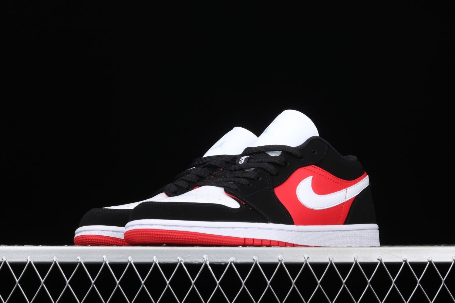 Jordan 1 Low Black White Gym Red (W) DC0774-016