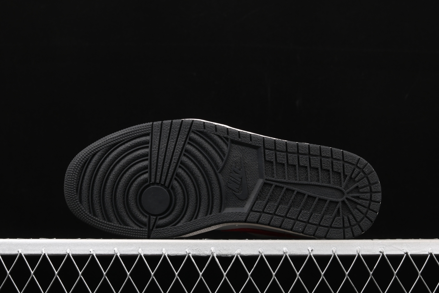 Jordan 1 Low Night Track DA4668-001