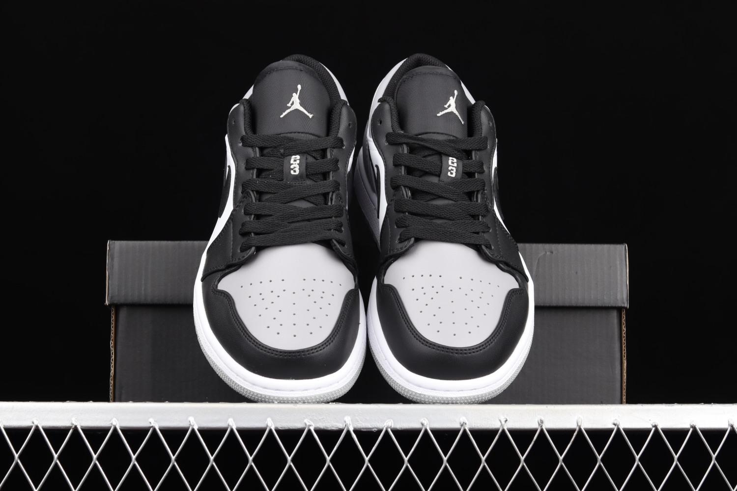 Jordan 1 Low Grey Toe 553558-110