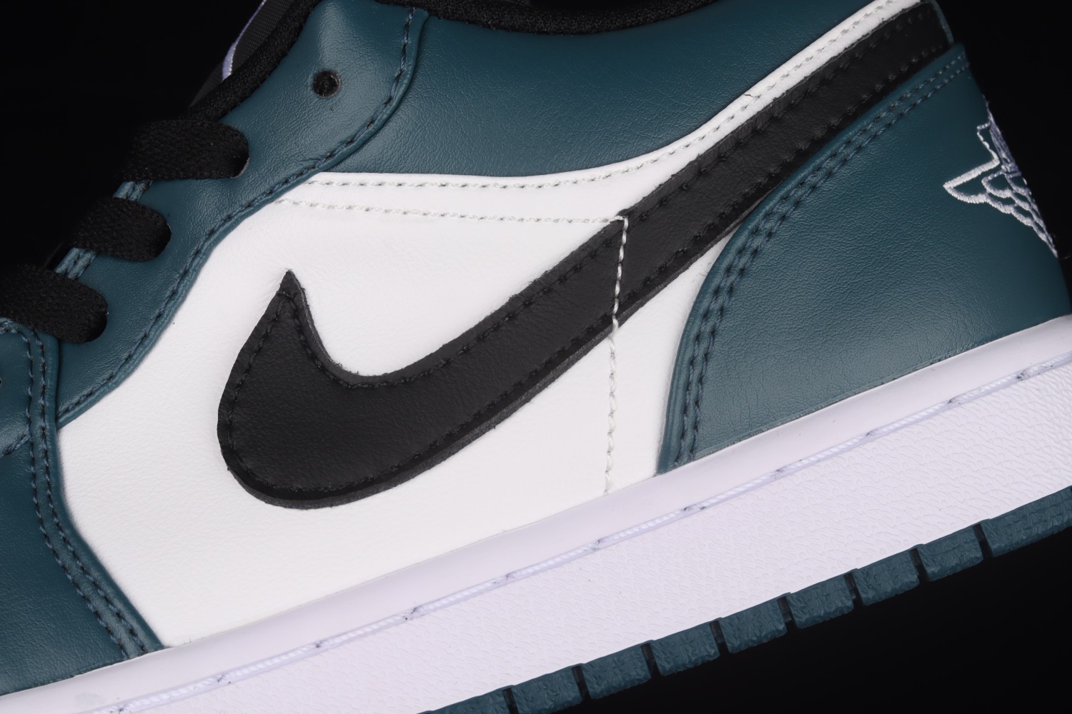 Jordan 1 Low Dark Teal 553558-411
