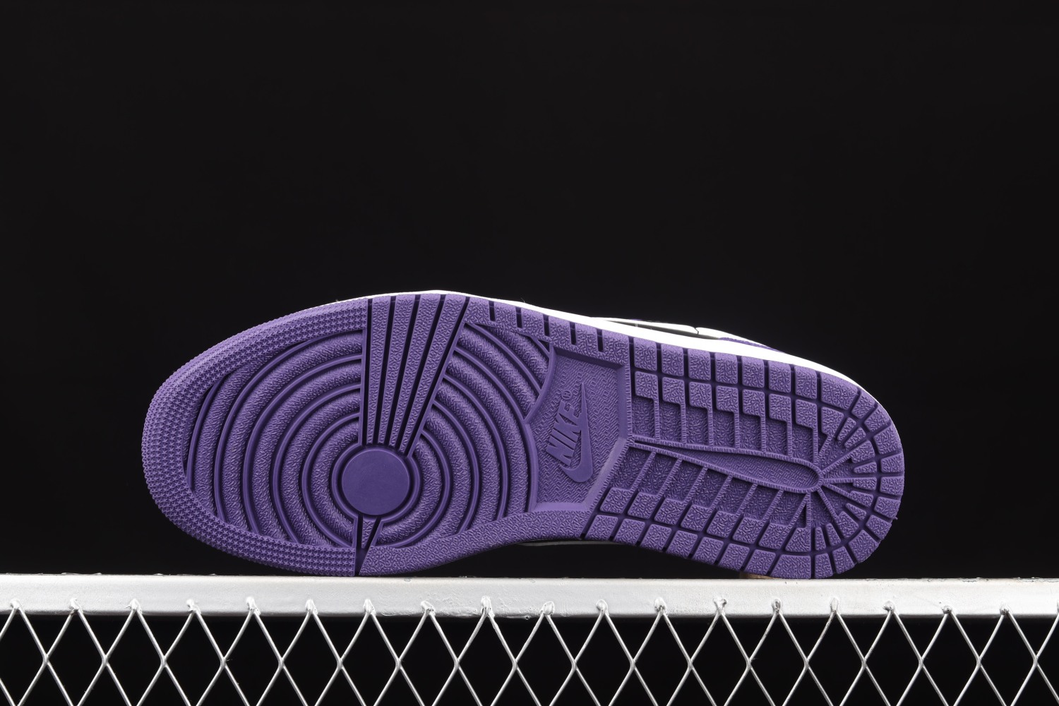 Jordan 1 Low Court Purple Black 553558-501