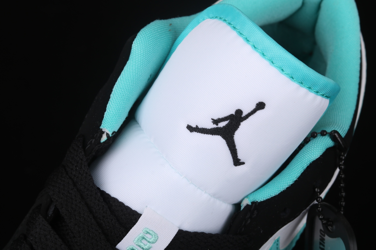 Jordan 1 Low “Island Green” CQ9828-131