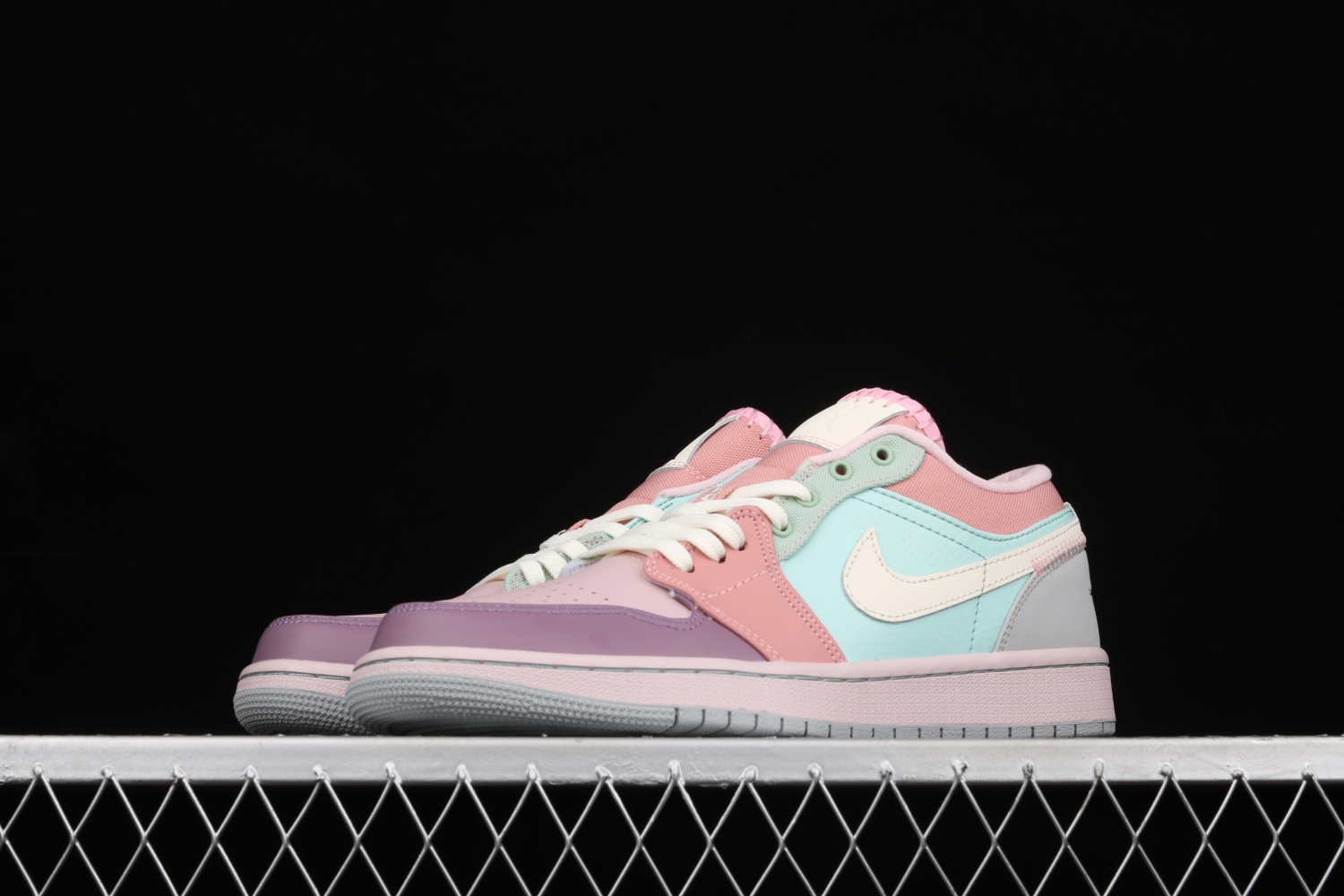 Jordan 1 Low Easter Pastel DJ5196-615