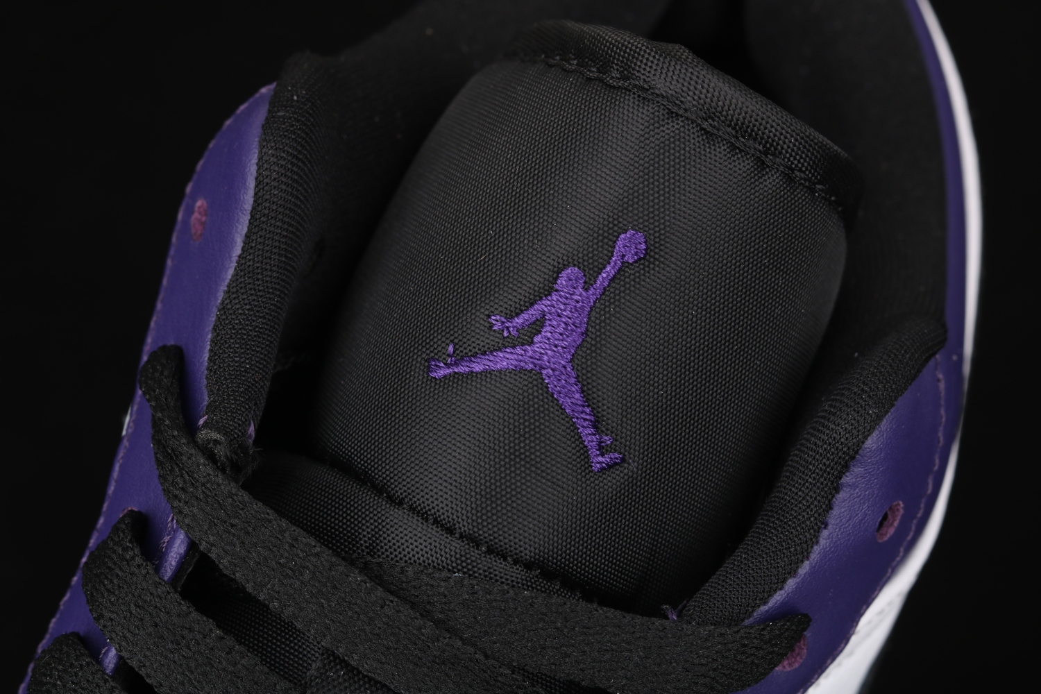 Jordan 1 Low Court Purple White 553558-500