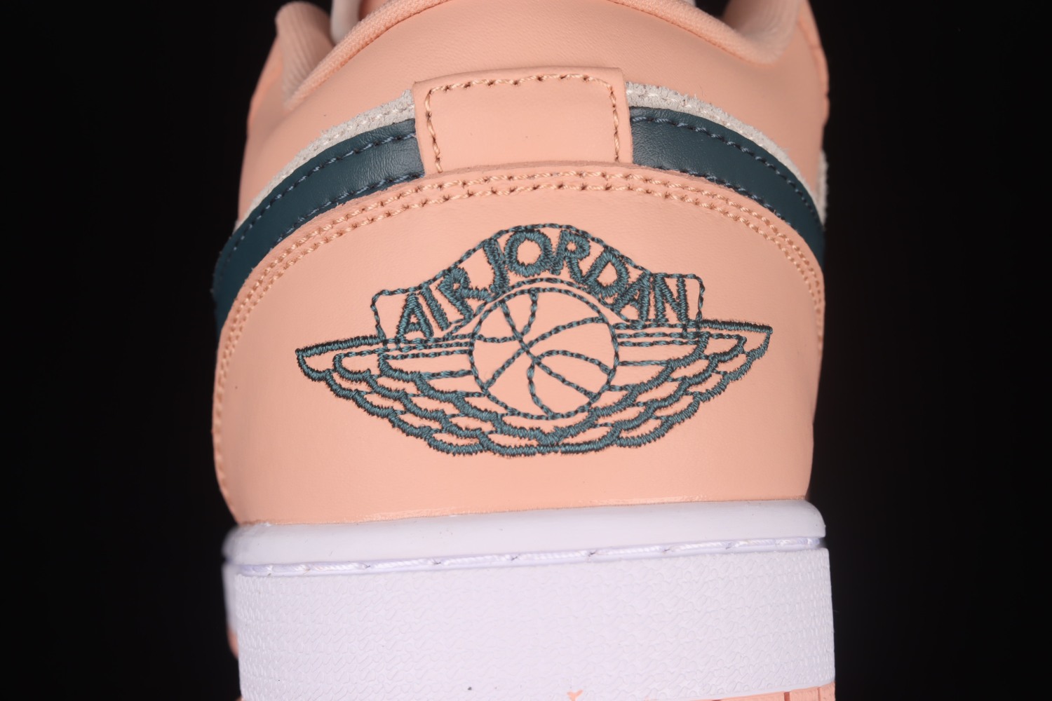 Jordan 1 Low Light Madder Root (W) DC0774-800