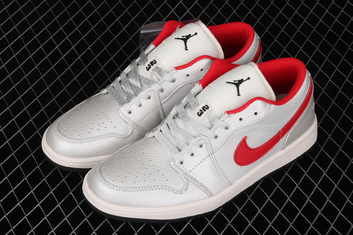 Jordan 1 Low Night Track DA4668-001