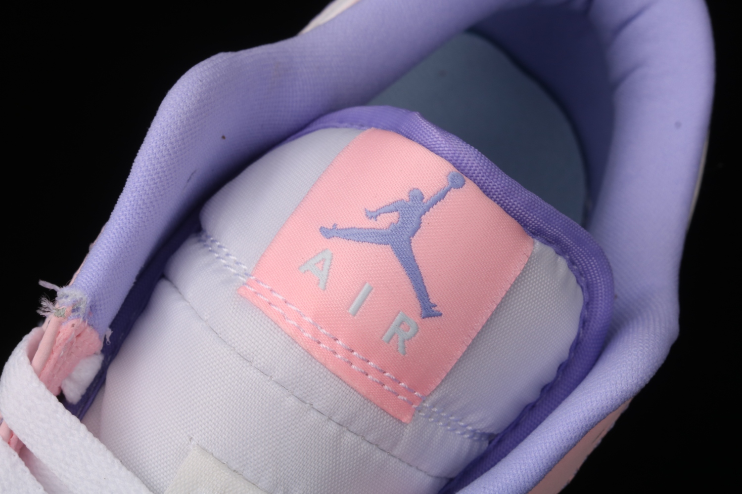 Jordan 1 Low SE Arctic Punch CK3022-600