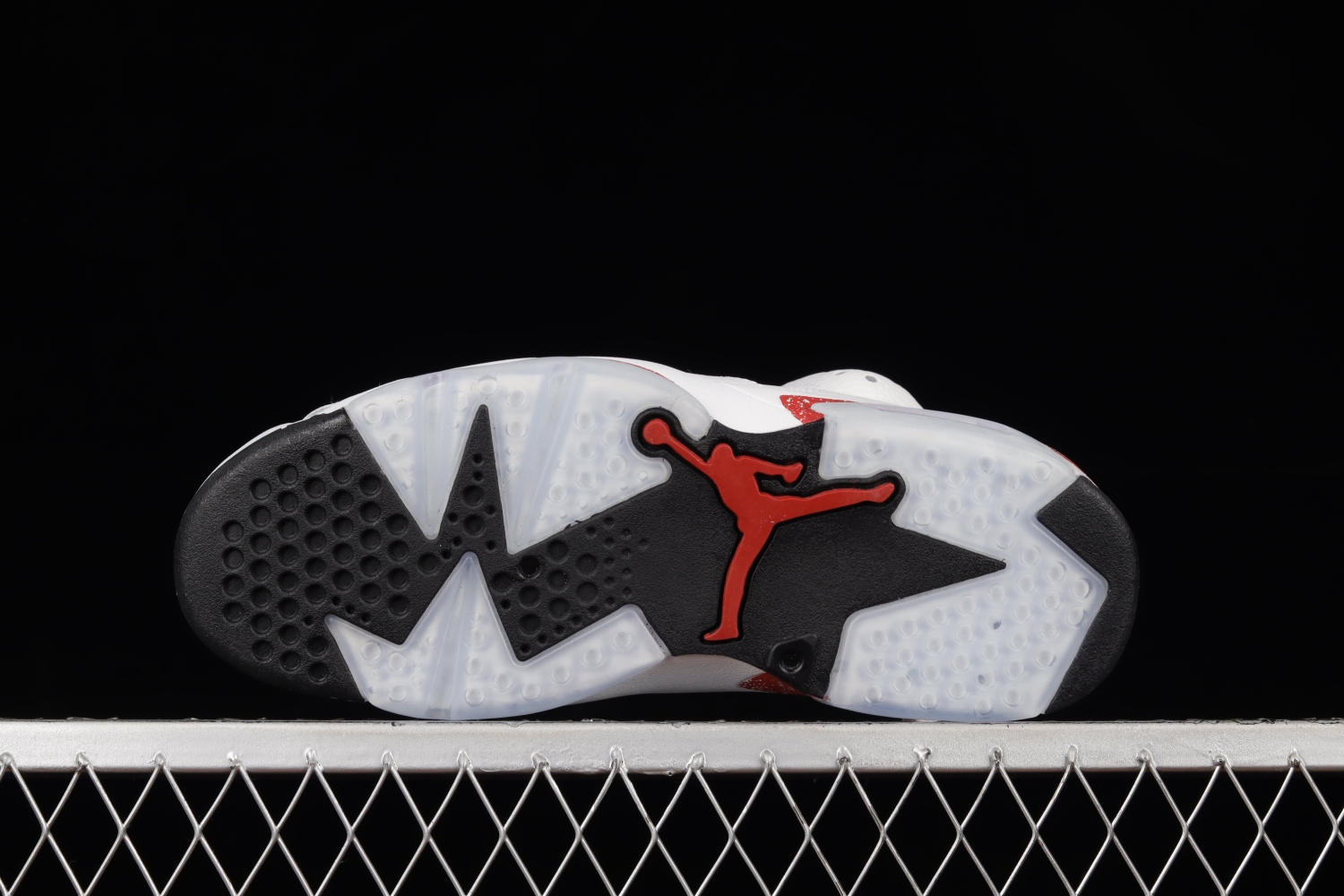 Jordan 6 Retro Red Oreo CT8529-162