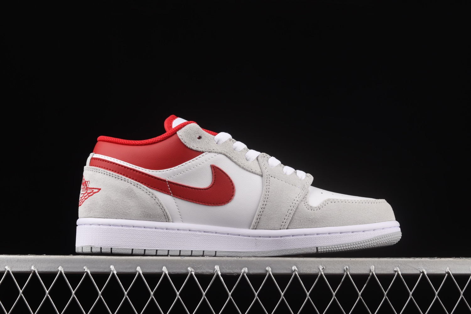 Jordan 1 Low SE Light Smoke Grey Gym Red DC6991-016