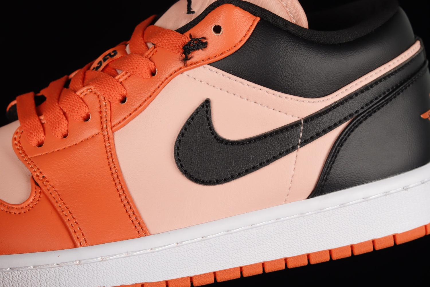Jordan 1 Low Orange Black (W) DM3379-600