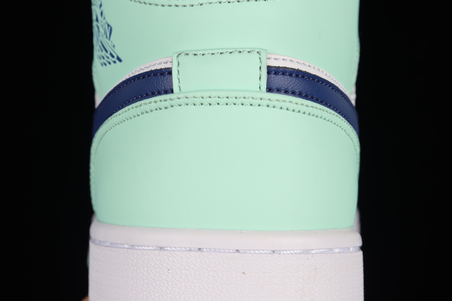 Jordan 1 Mid Blue Mint 554724-413