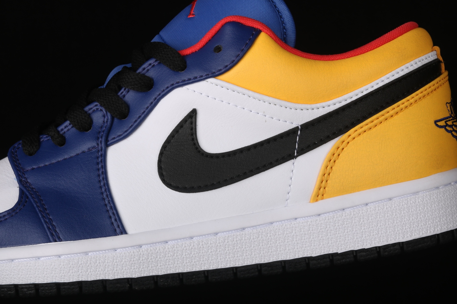 Jordan 1 Low Royal Yellow  553558-123