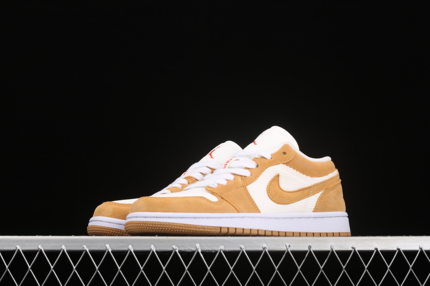 Jordan 1 Low SE Twine Orange Quartz Corduroy (W) DH7820-700