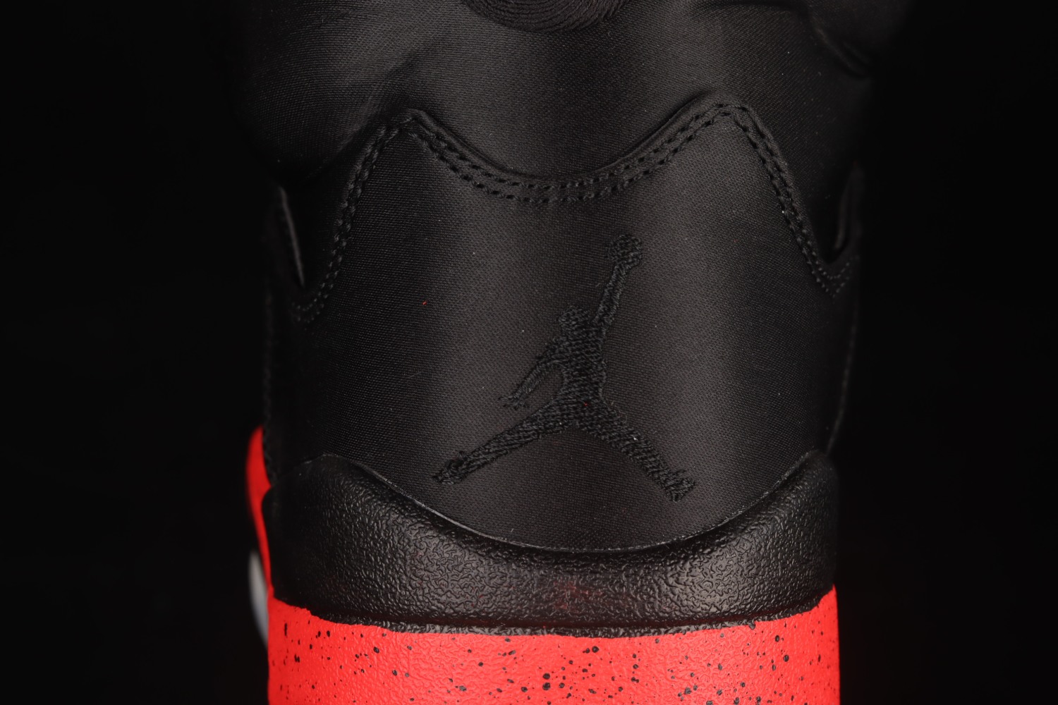 Jordan 5 Retro Satin Bred 136027-006