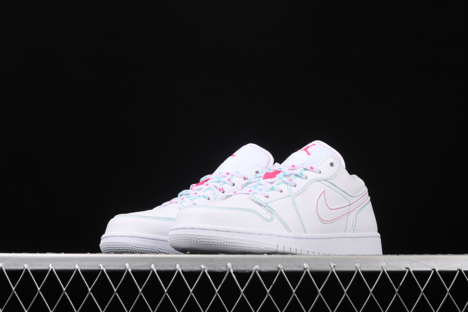 Jordan 1 Low White Green Pink (GS) 554723-101