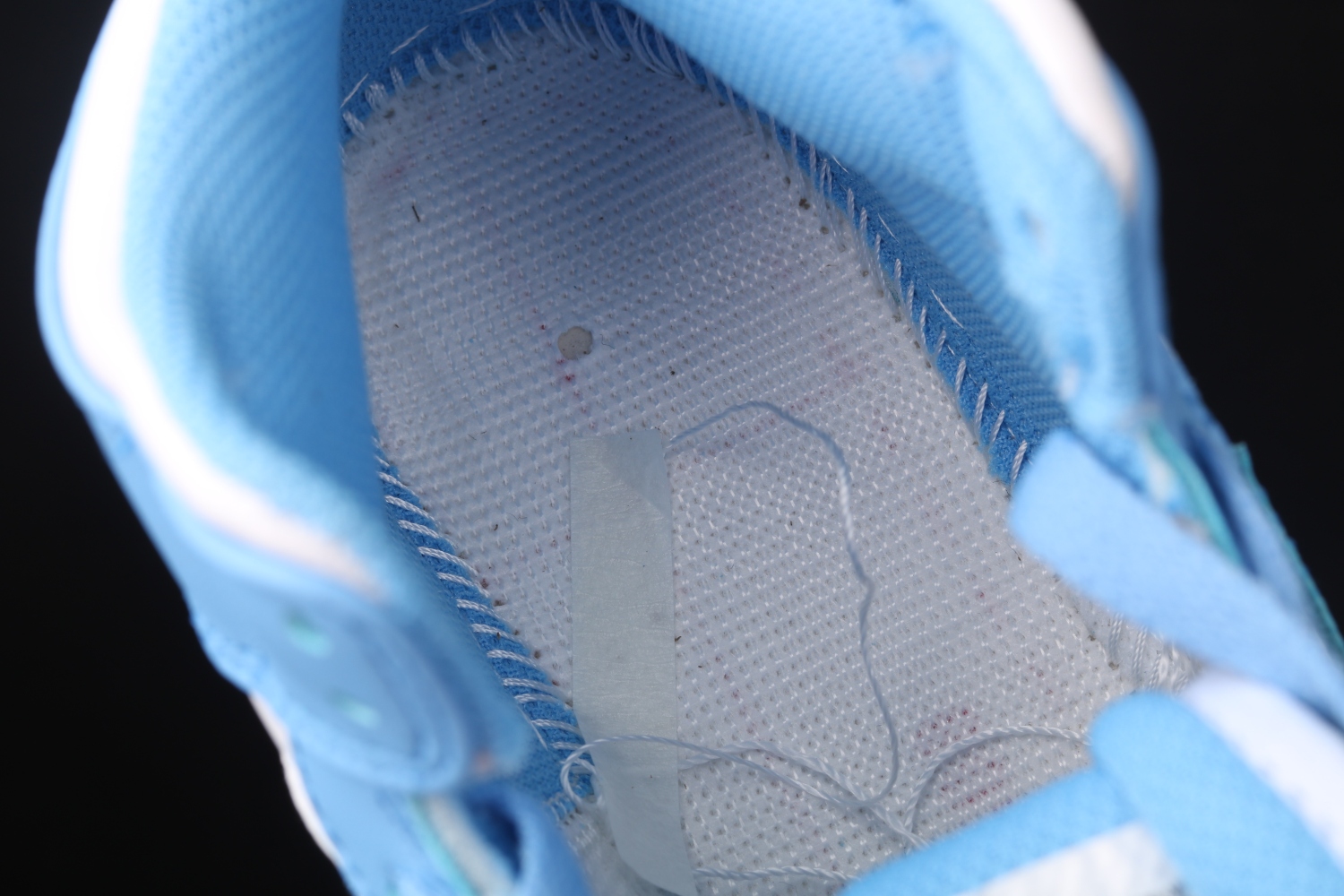 Jordan 1 Retro Mid UNC 554724-106