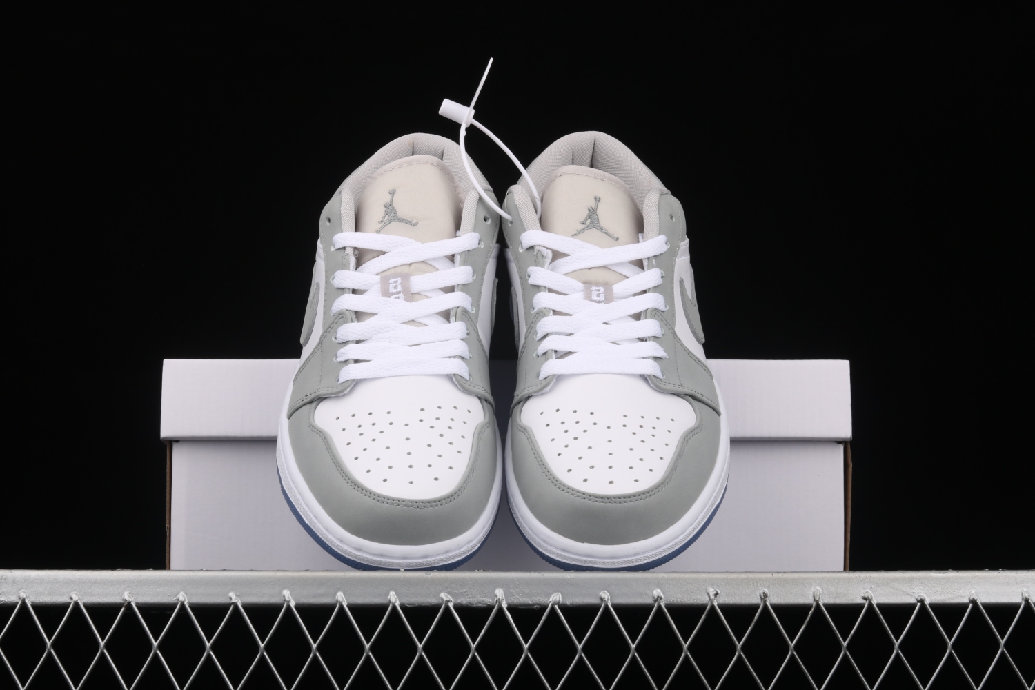 Jordan 1 Low Wolf Grey (W) DC0774-105