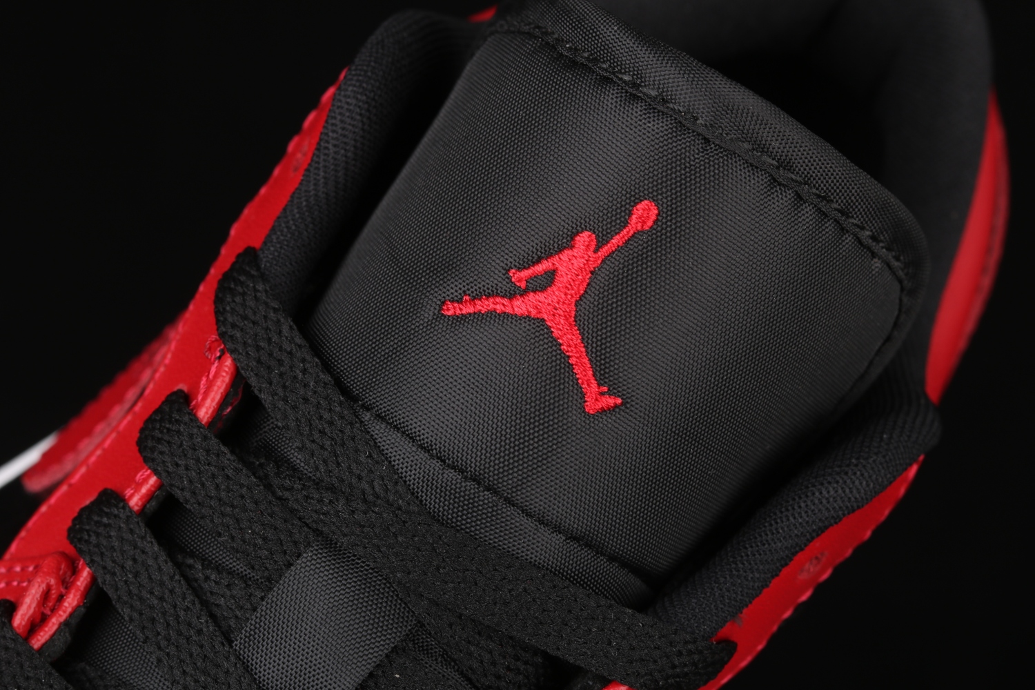 Jordan 1 Low Reverse Bred 553558-606