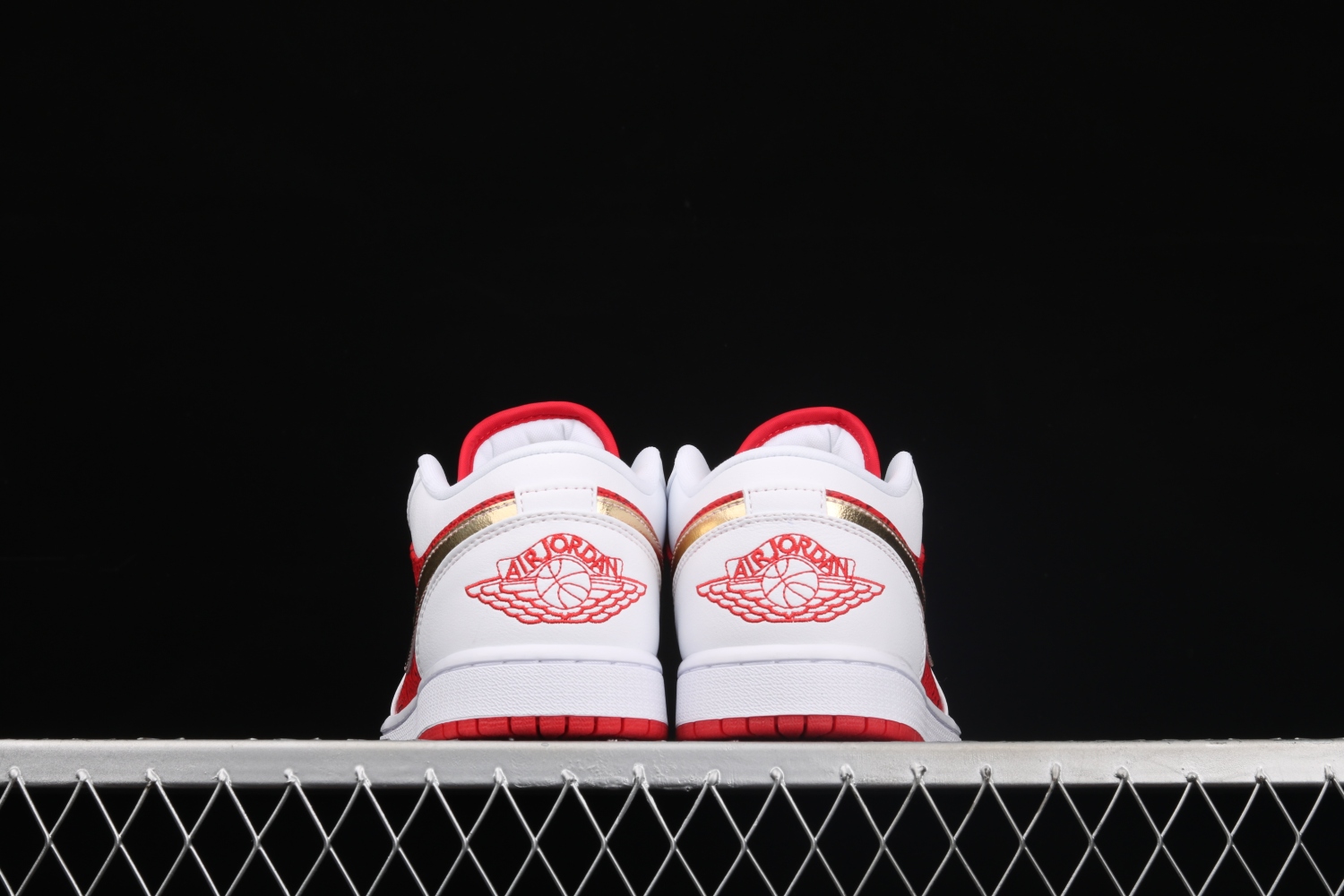 Jordan 1 Low Spades DJ5185-100