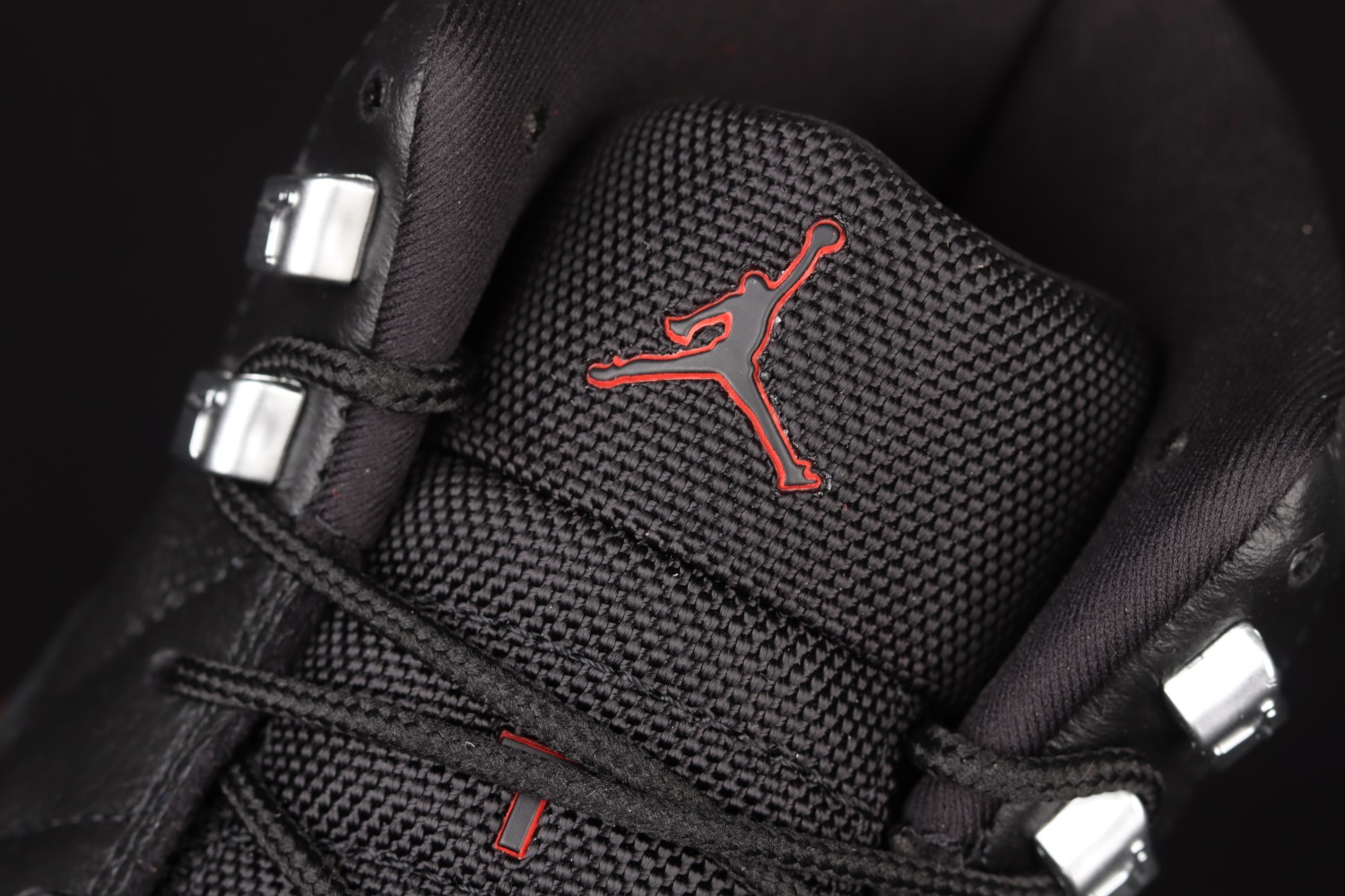Jordan 12 Retro Utility DC1062-006