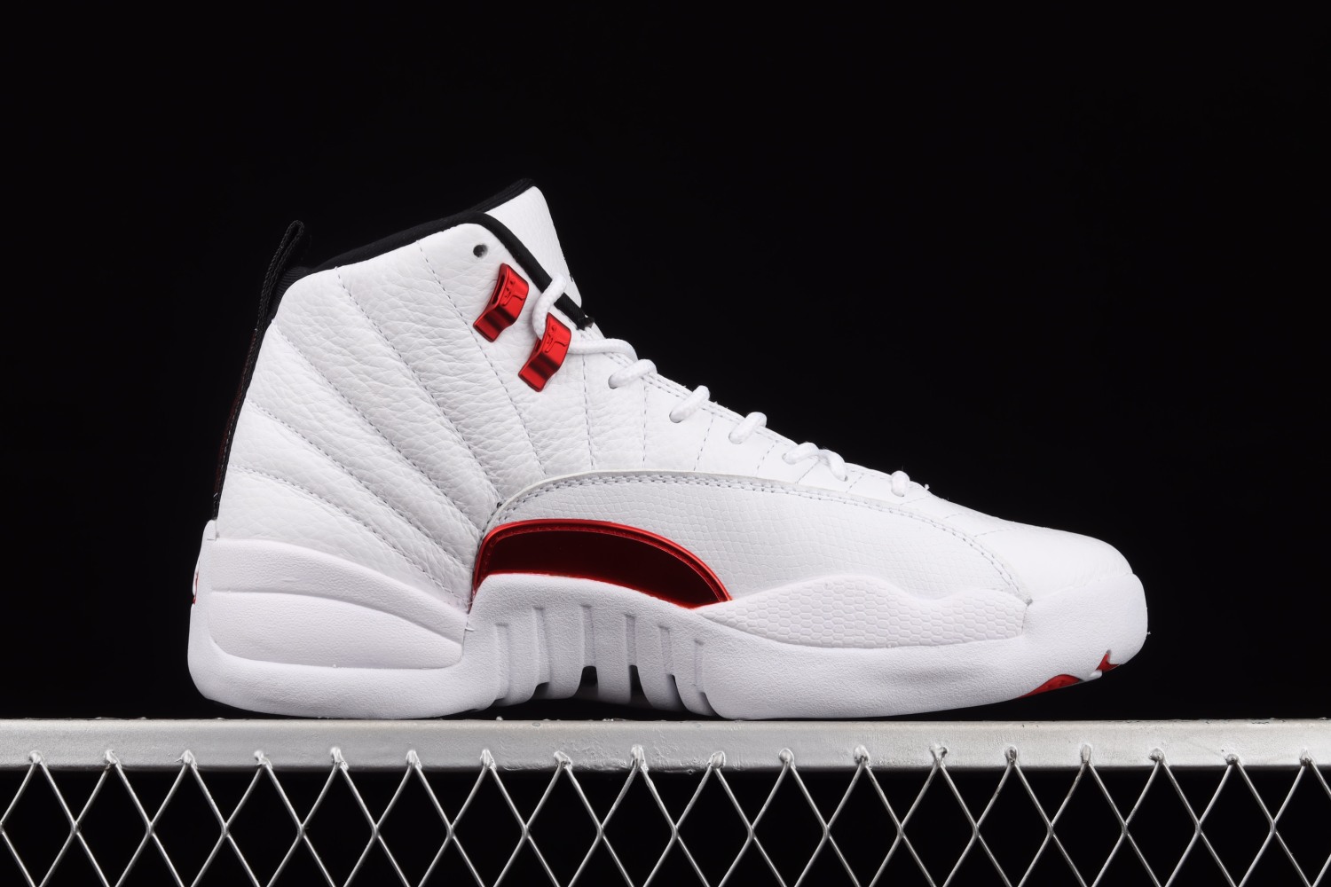 Jordan 12 Retro Twist CT8013-106