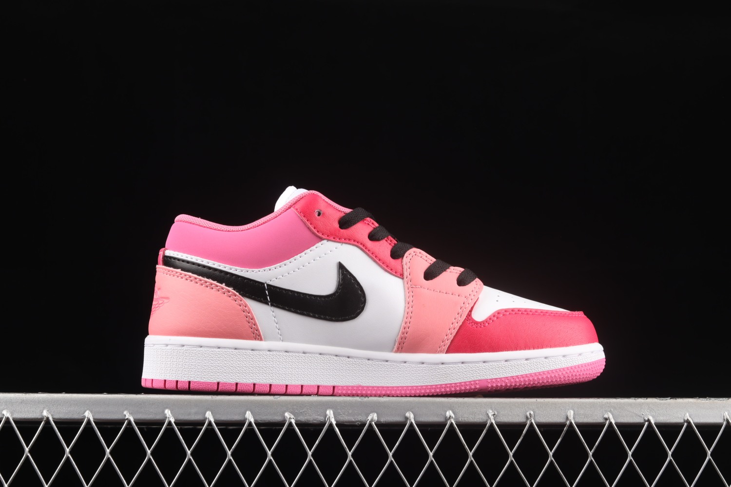 Jordan 1 Low Pink Red (GS) 553560-162