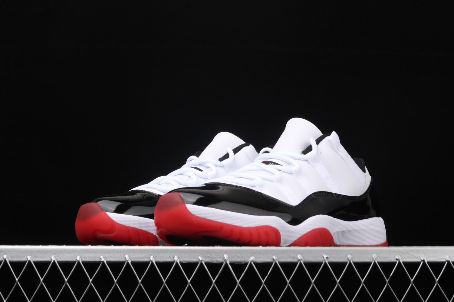 Jordan 11 Retro Low Concord Bred  AV2187-160
