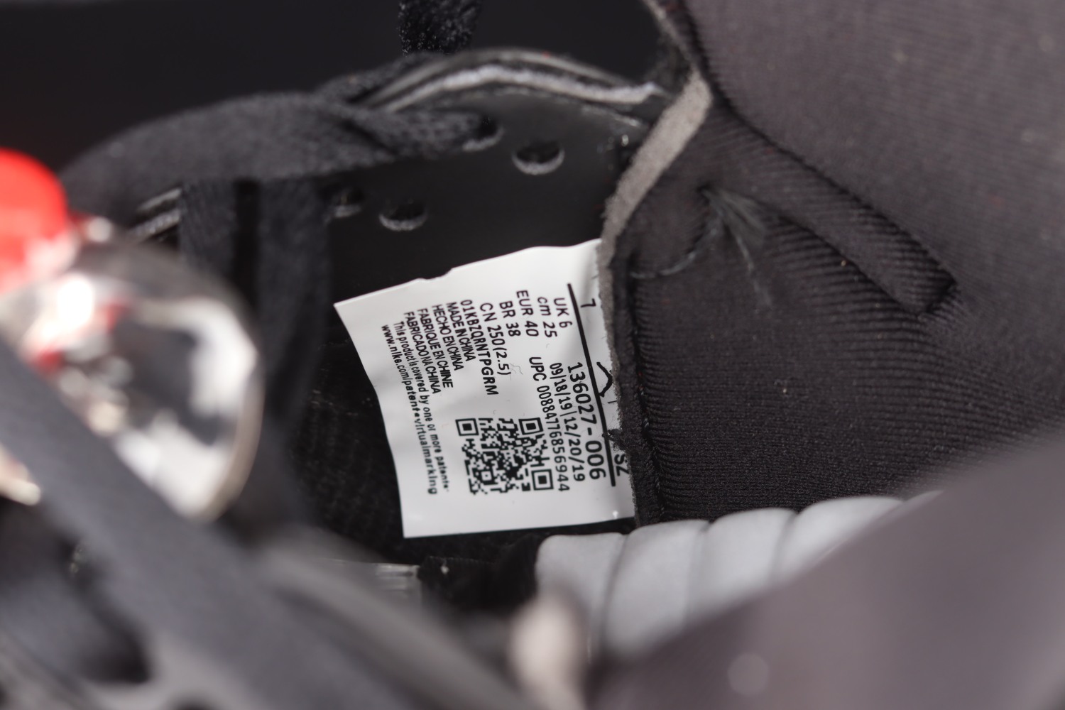 Jordan 5 Retro Satin Bred 136027-006
