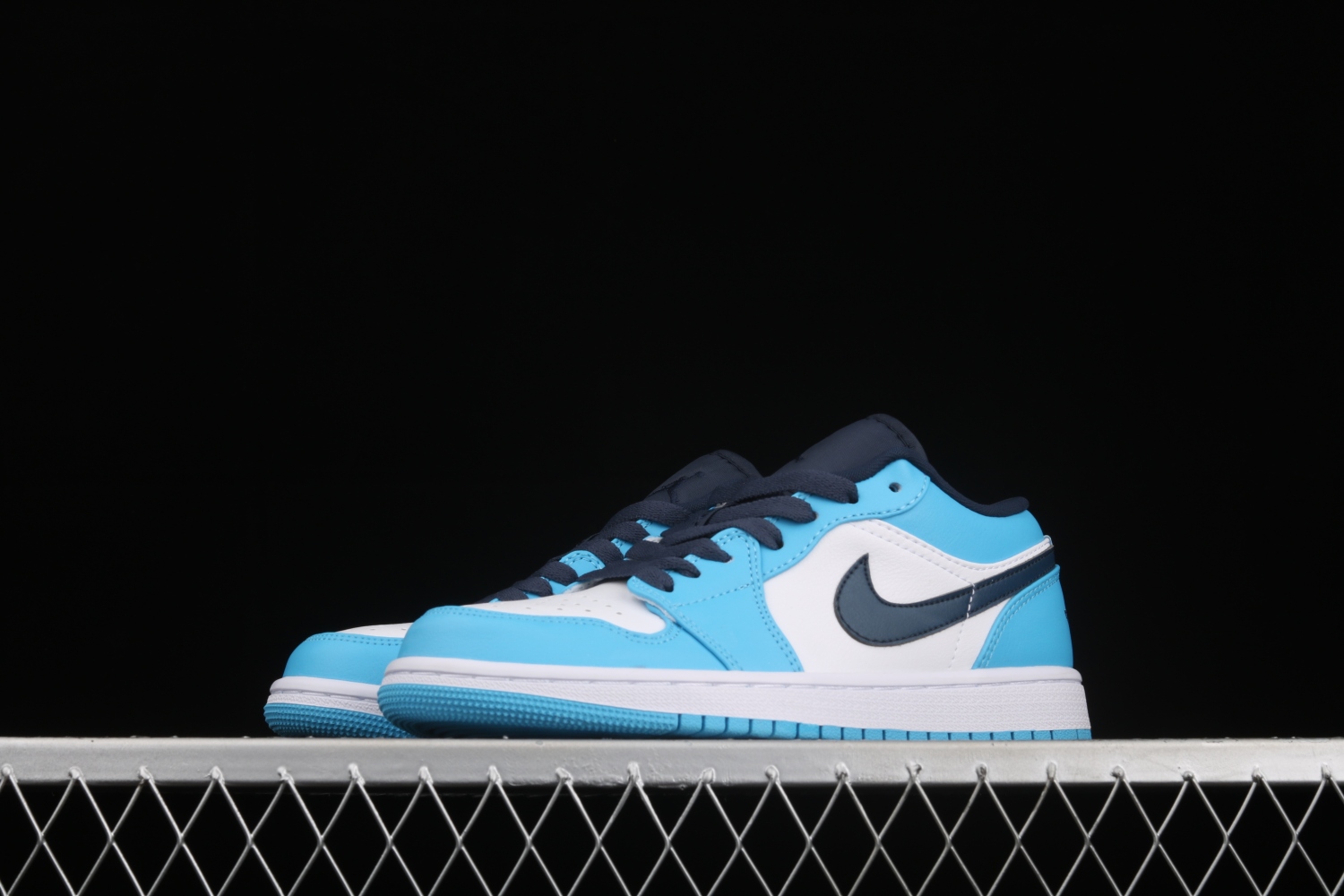 Jordan 1 Low UNC (2021) 553558-144