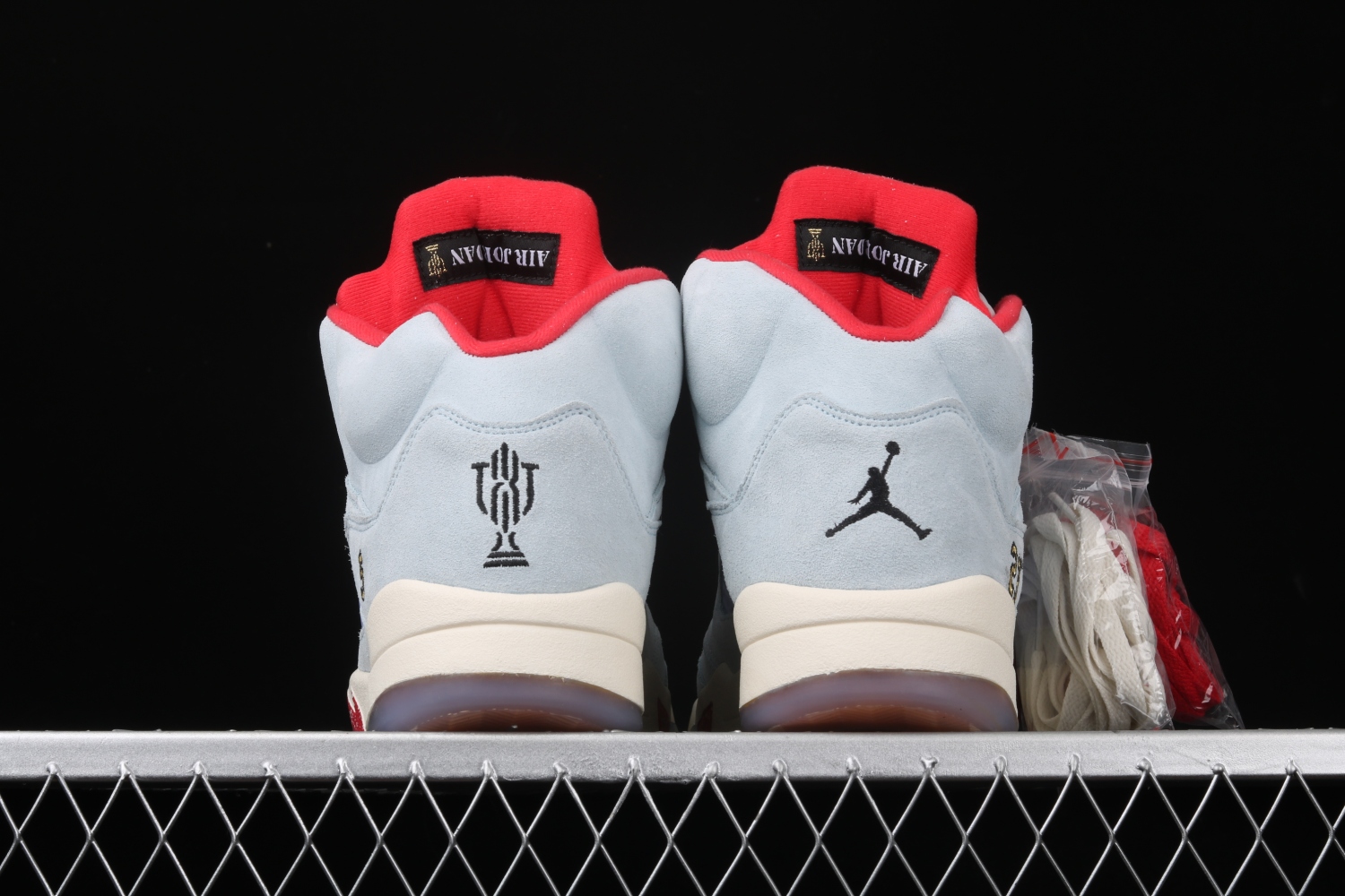 Jordan 5 Retro Trophy Room Ice Blue CI1899-400