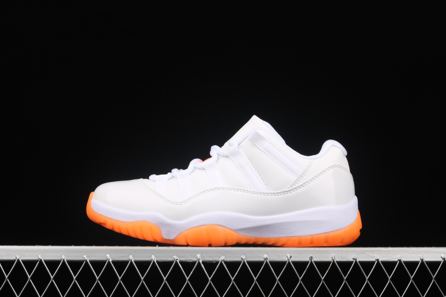 Jordan 11 Retro Low Bright Citrus (W) AH7860-139