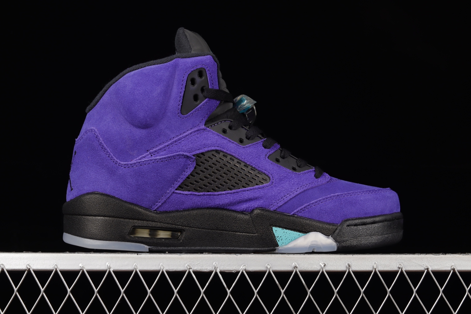 Jordan 5 Retro Alternate Grape 136027-500
