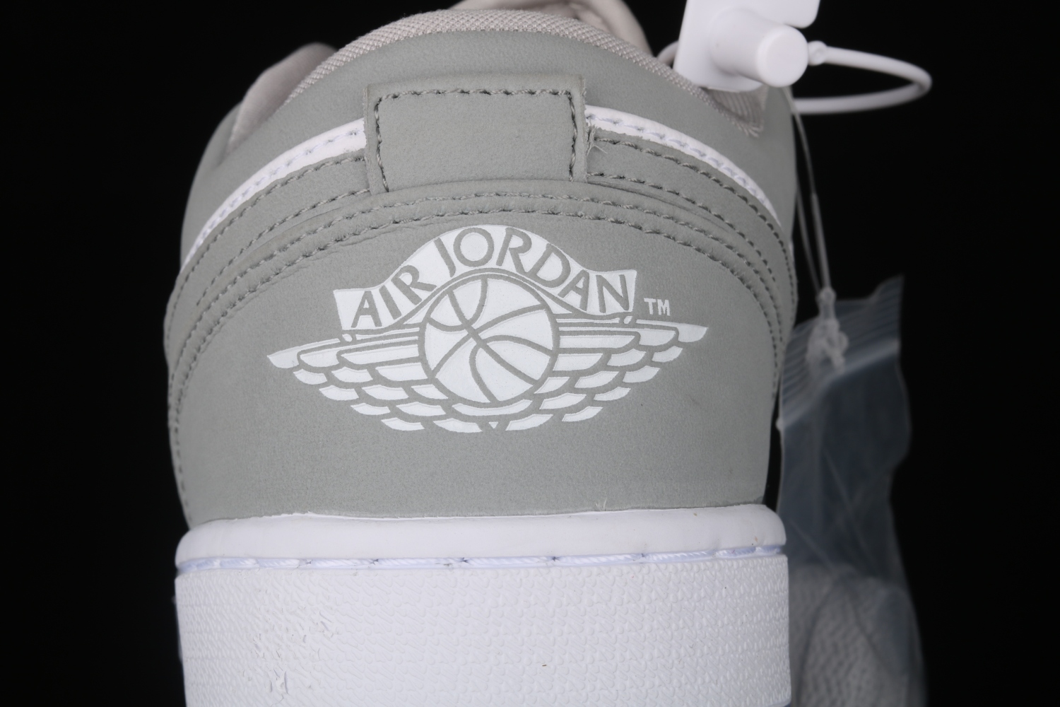 Jordan 1 Low Wolf Grey (W) DC0774-105