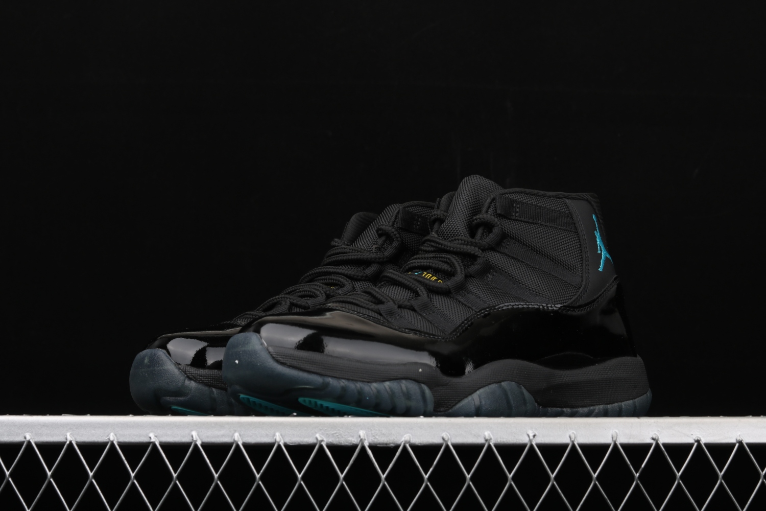 Jordan 11 Retro Gamma Blue 378037-006
