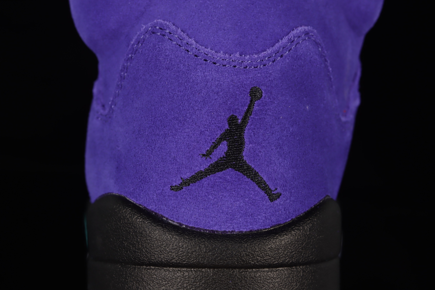 Jordan 5 Retro Alternate Grape 136027-500