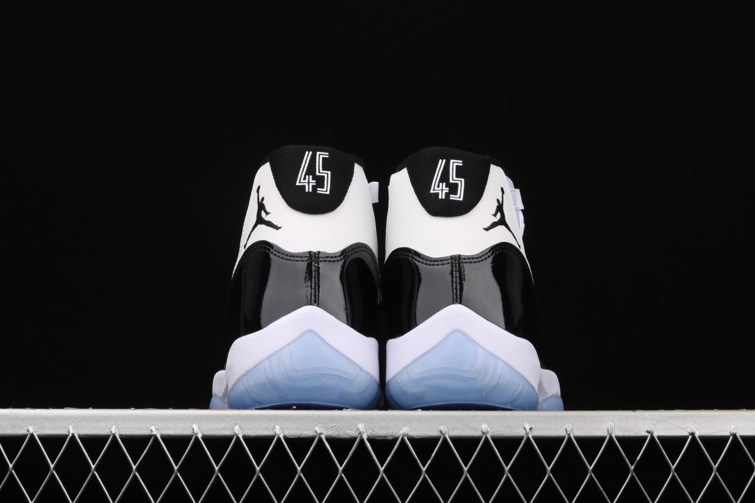 Jordan 11 Retro Concord (2018) 378037-100