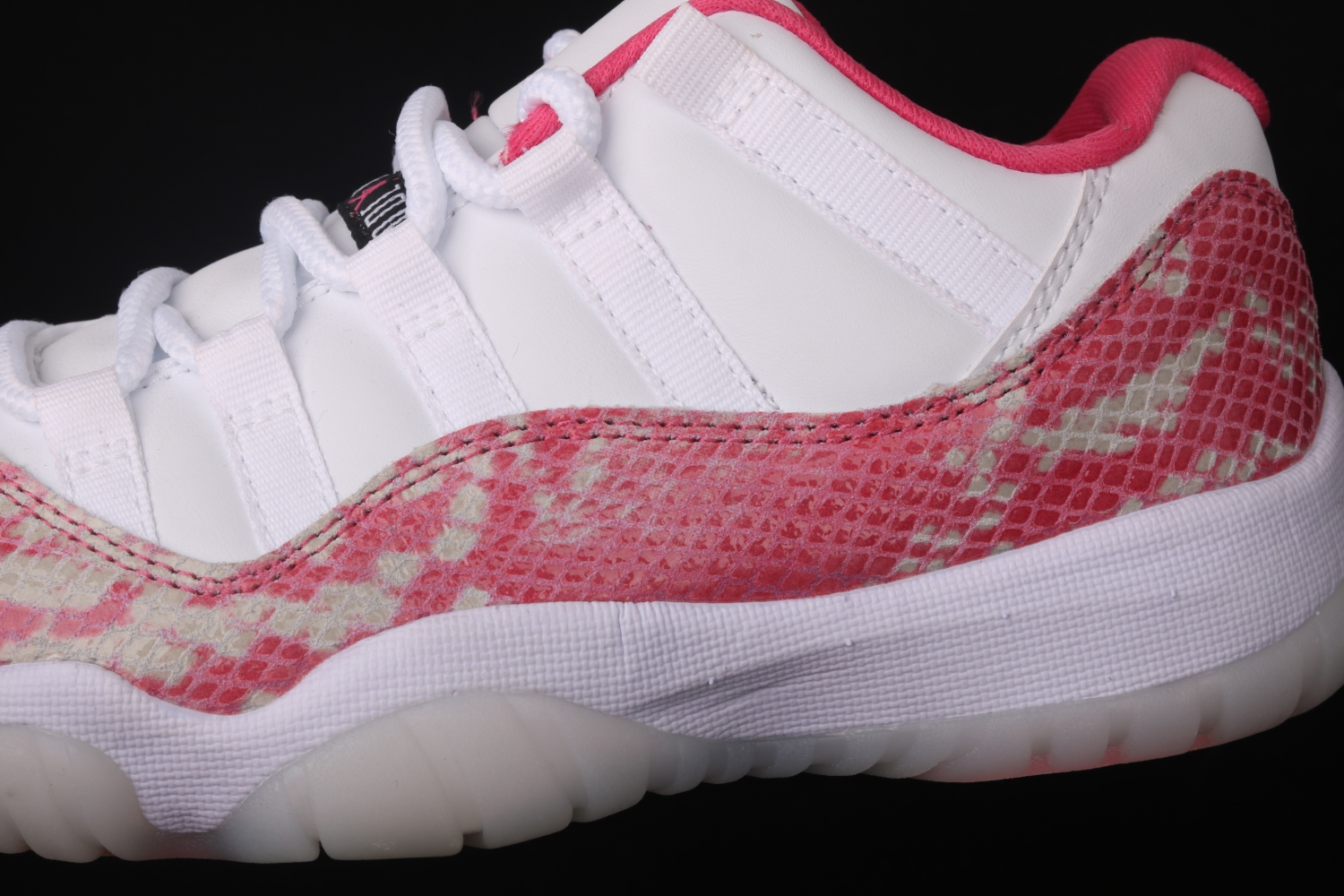 Jordan 11 Retro Low Pink Snakeskin (W) (2019) AH7860-106