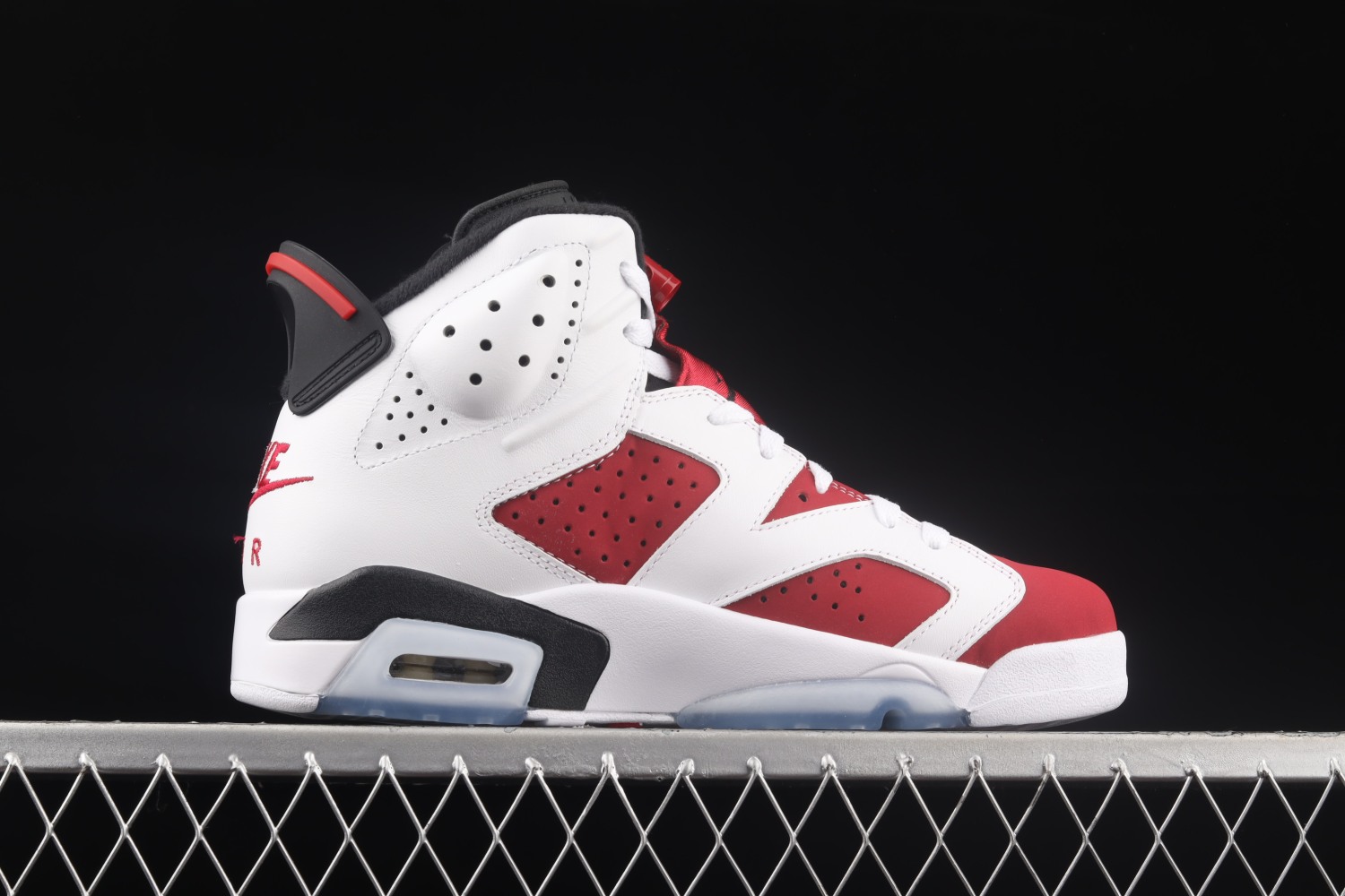 Jordan 6 RetroCarmine (2021) CT8529-106