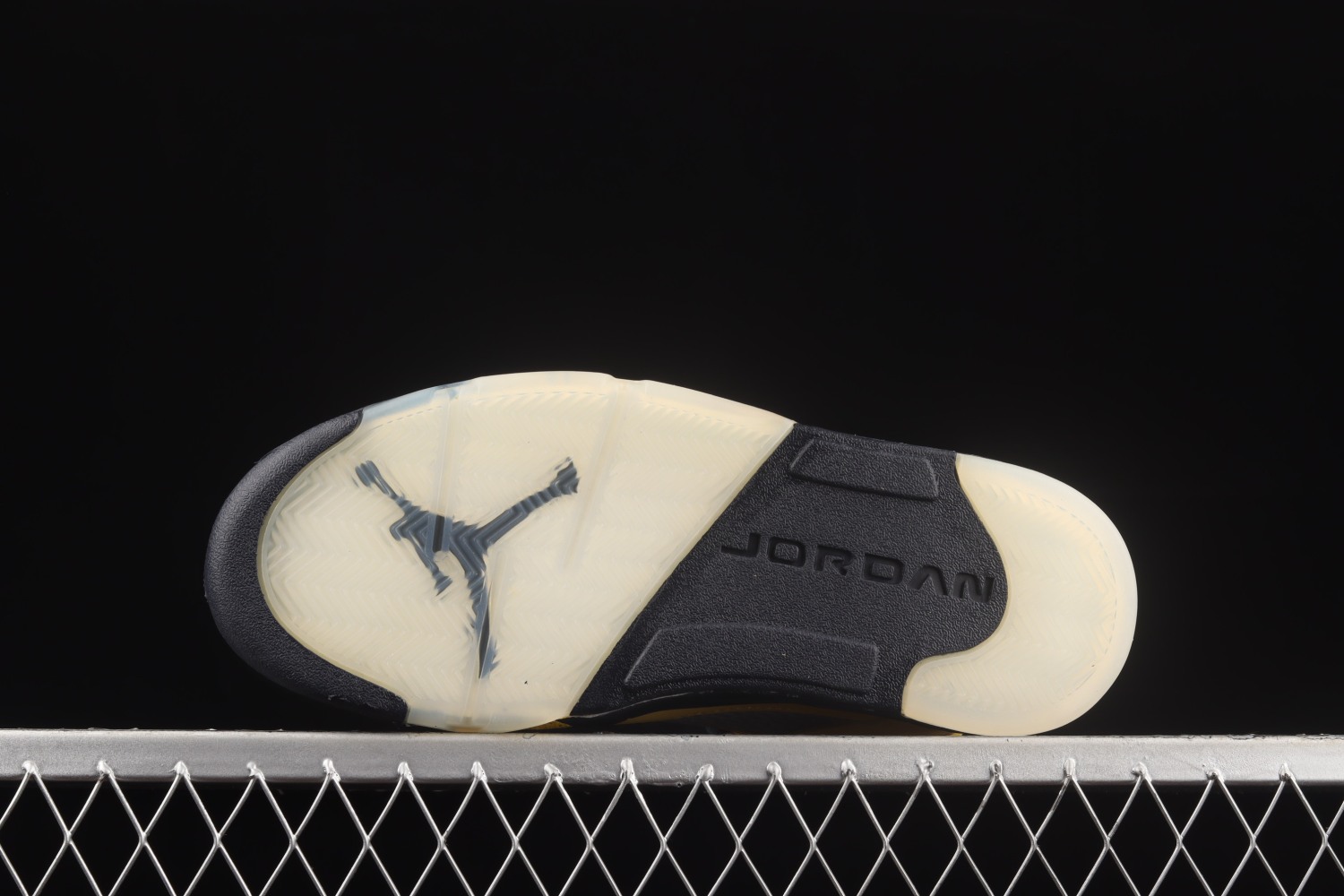 Jordan 5 Retro Michigan (2019)  CQ9541-704