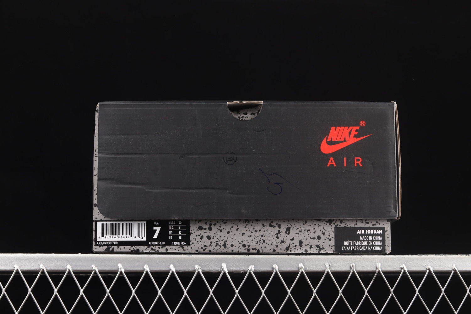 Jordan 5 Retro Satin Bred 136027-006