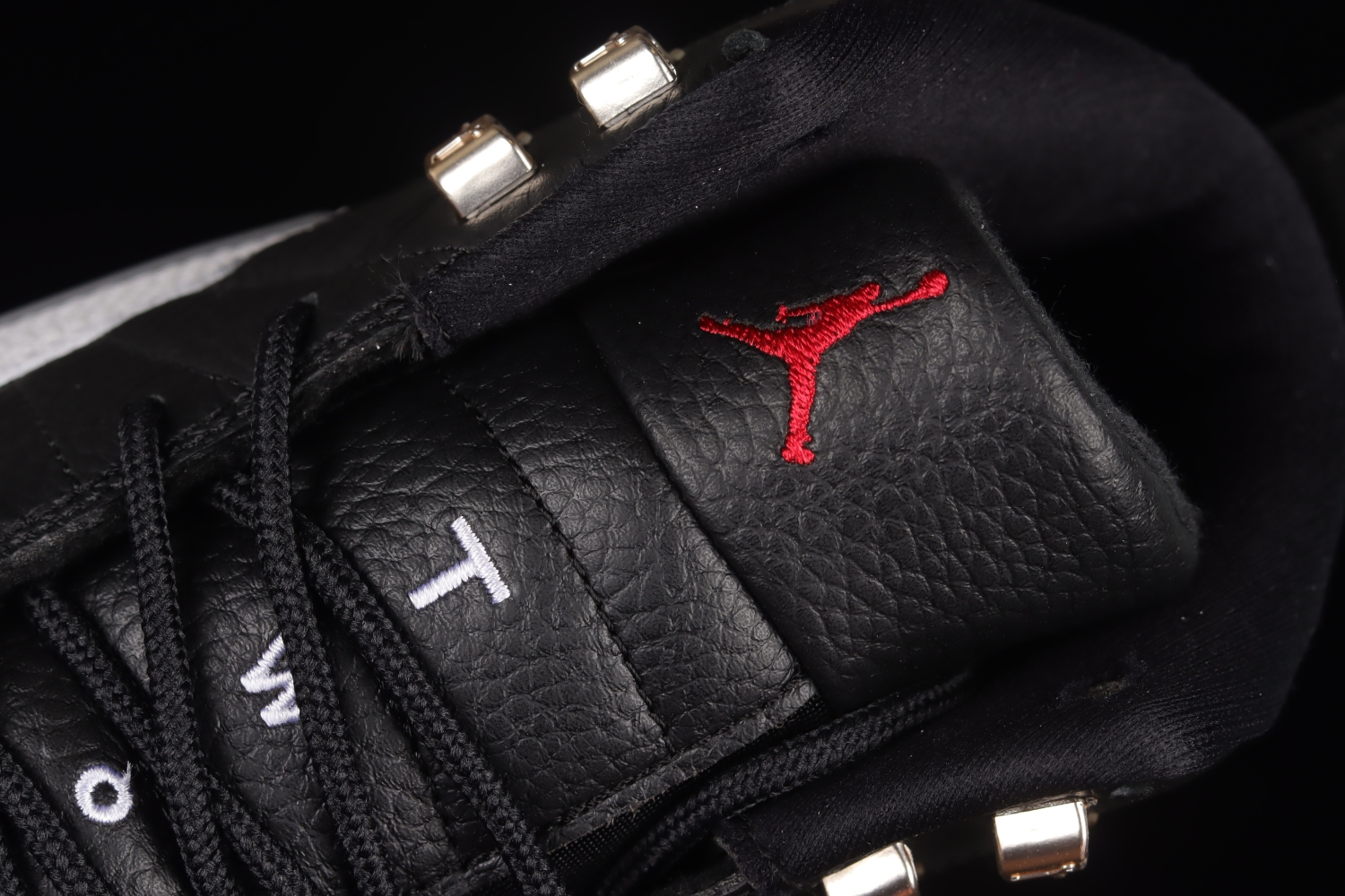 Jordan 12 Retro Playoffs (2022) CT8013-006