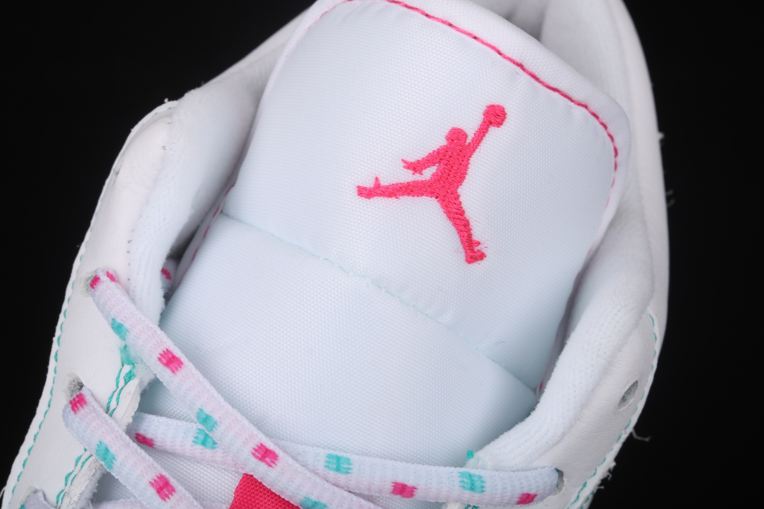 Jordan 1 Low White Green Pink (GS) 554723-101