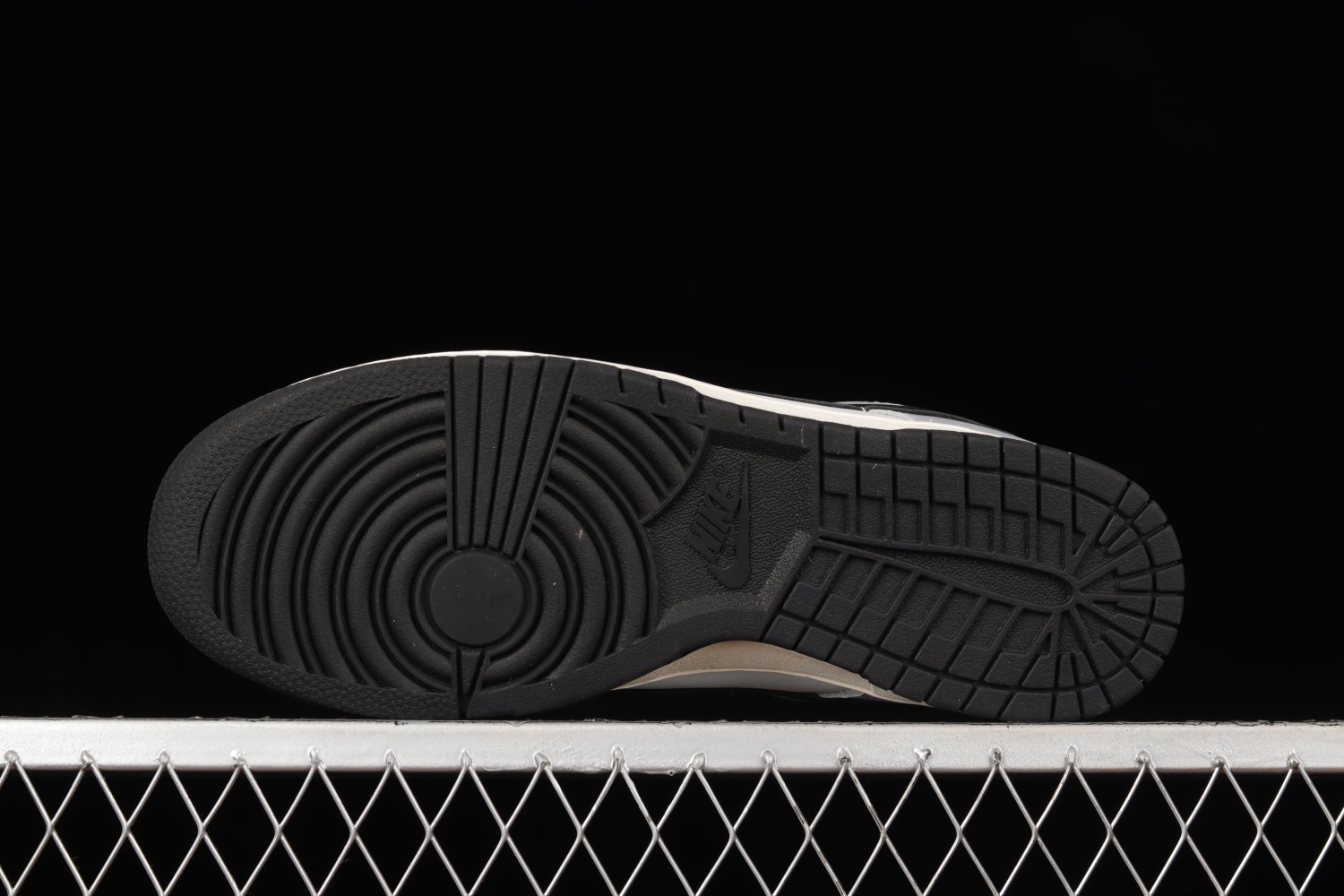 Nike Dunk Low Light Smoke Grey (W) DD1503-117